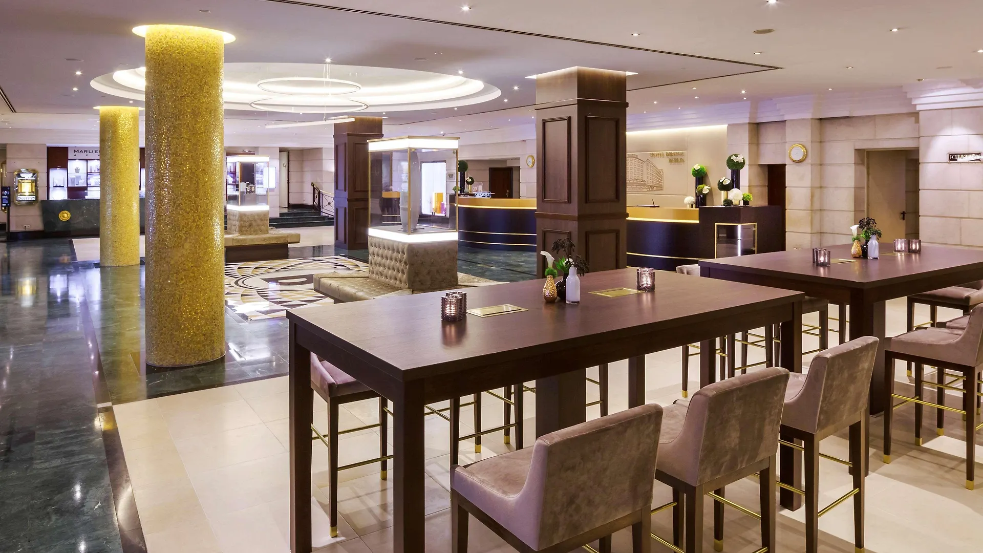 Hotel Bristol Berlin 5*,