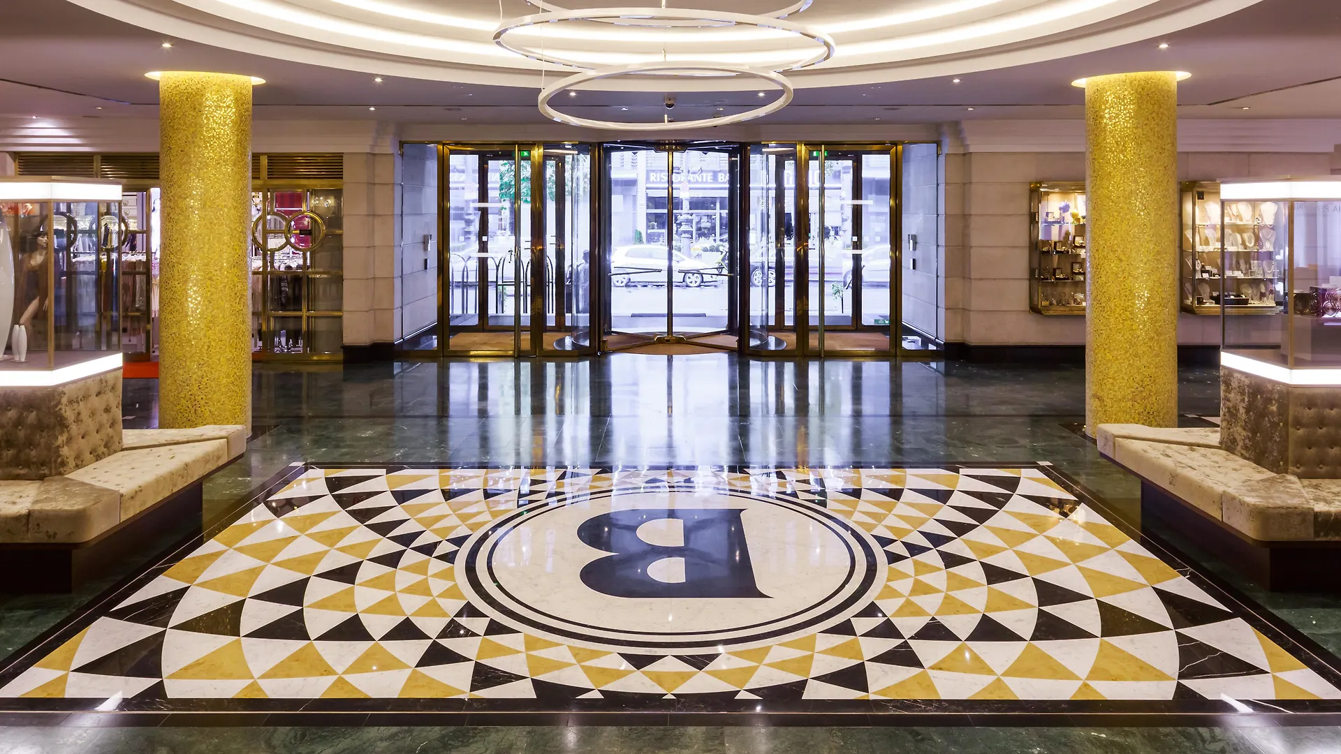 *****  Hotel Bristol Berlin Almanya