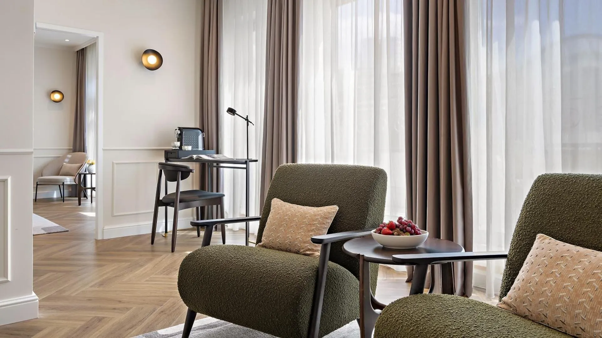 Hotel Bristol Berlin 5*,