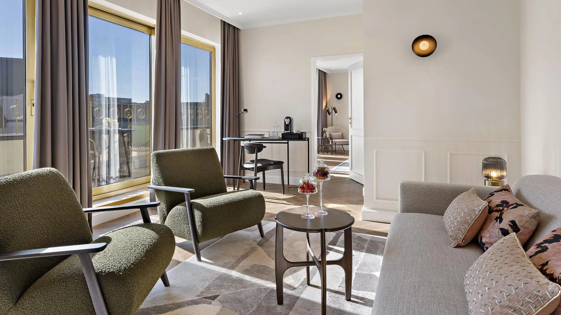 Hotel Bristol Berlin 5*,